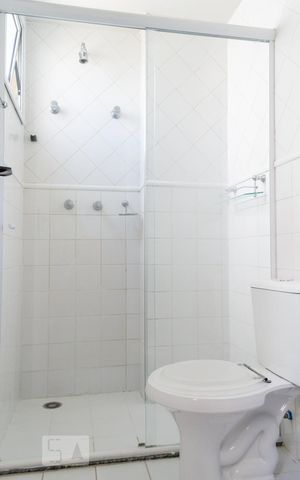 Apartamento à venda com 55m², 2 quartos e sem vagaBanheiro da suíte