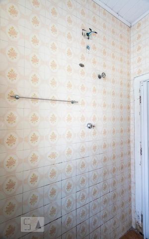 Casa à venda com 155m², 2 quartos e sem vagaBanheiro social
