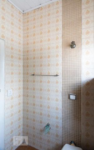 Casa à venda com 155m², 2 quartos e sem vagaBanheiro social