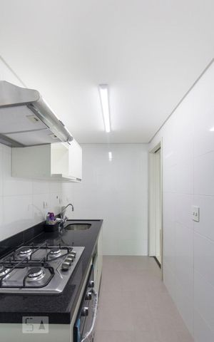 Apartamento à venda com 77m², 3 quartos e 2 vagasCozinha