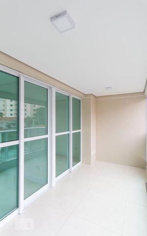 Apartamento à venda com 77m², 3 quartos e 2 vagasVaranda
