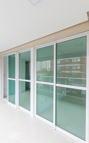 Apartamento à venda com 77m², 3 quartos e 2 vagasVaranda