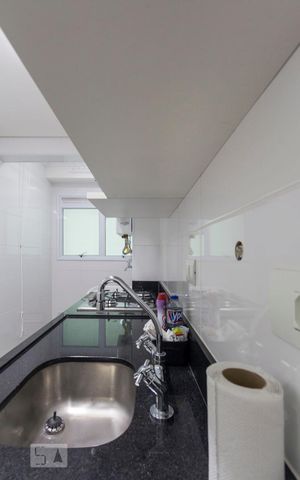 Apartamento à venda com 77m², 3 quartos e 2 vagasCozinha
