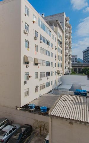 Apartamento à venda com 150m², 5 quartos e sem vagaVista Quarto 2