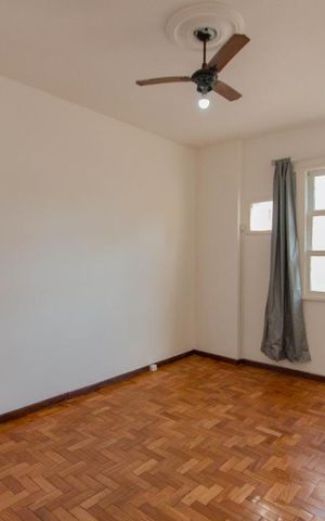 Apartamento à venda com 150m², 5 quartos e sem vagaQuarto 1