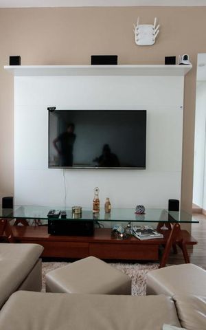 Apartamento para alugar com 77m², 2 quartos e 2 vagasSala
