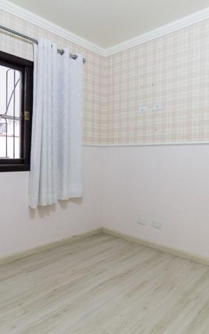 Casa à venda com 255m², 4 quartos e 2 vagas Casa à venda com 255m², 4 quartos e 2 vagasQuarto 02