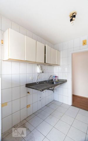 Apartamento para alugar com 66m², 2 quartos e 1 vagaCozinha