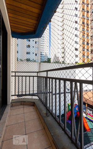 Apartamento para alugar com 66m², 2 quartos e 1 vagaVaranda Quarto 2 (suíte)