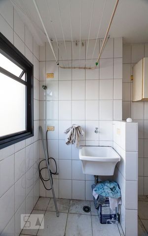 Apartamento para alugar com 66m², 2 quartos e 1 vagaÁrea de serviço