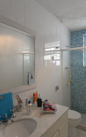 Apartamento à venda com 108m², 3 quartos e sem vagaBanheiro