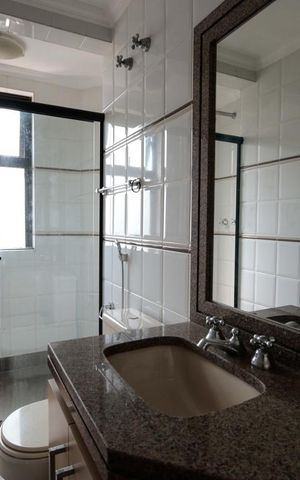Apartamento à venda com 227m², 4 quartos e 3 vagasSuite