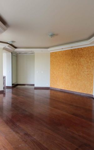 Apartamento à venda com 227m², 4 quartos e 3 vagasSala