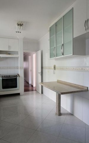 Apartamento à venda com 227m², 4 quartos e 3 vagasCozinha
