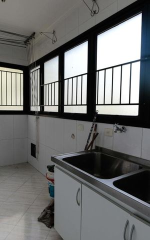 Apartamento à venda com 227m², 4 quartos e 3 vagasArea de serviço