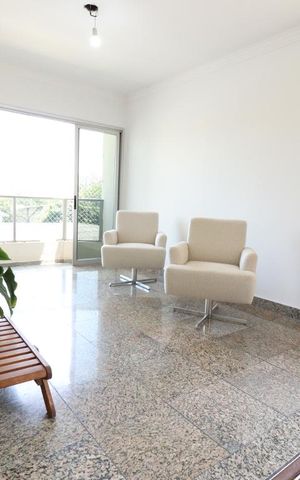 Apartamento à venda com 180m², 4 quartos e 2 vagasSala