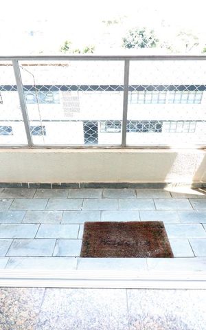 Apartamento à venda com 180m², 4 quartos e 2 vagasVaranda