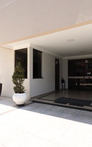 Apartamento à venda com 180m², 4 quartos e 2 vagasFachada