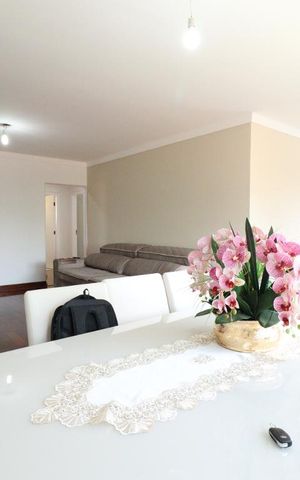 Apartamento à venda com 180m², 4 quartos e 2 vagasSala