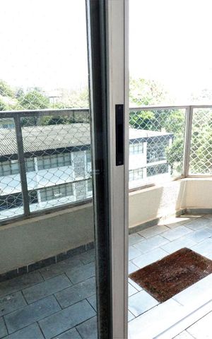 Apartamento à venda com 180m², 4 quartos e 2 vagasVaranda