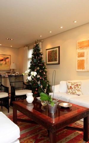 Casa à venda com 260m², 3 quartos e 3 vagasSala