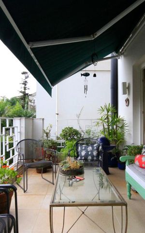 Casa à venda com 260m², 3 quartos e 3 vagasVaranda