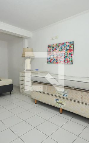 Casa à venda com 280m², 6 quartos e 3 vagas Casa à venda com 280m², 6 quartos e 3 vagasQuarto 2 da Casa 2