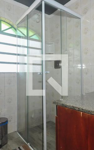 Casa à venda com 280m², 6 quartos e 3 vagas Casa à venda com 280m², 6 quartos e 3 vagasBanheiro Suíte da Casa 1