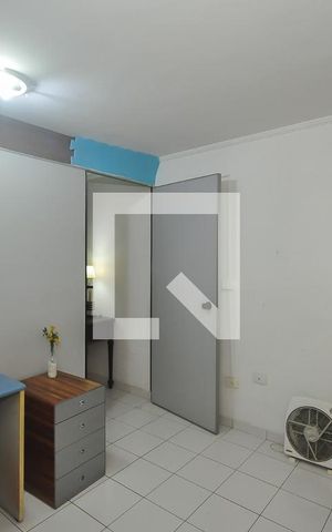 Casa à venda com 280m², 6 quartos e 3 vagas Casa à venda com 280m², 6 quartos e 3 vagasQuarto 1 da Casa 2
