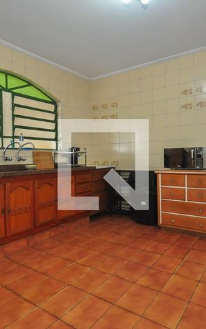 Casa à venda com 280m², 6 quartos e 3 vagas Casa à venda com 280m², 6 quartos e 3 vagasCozinha da Casa 1