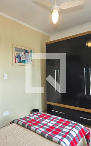 Casa à venda com 280m², 6 quartos e 3 vagas Casa à venda com 280m², 6 quartos e 3 vagasQuarto 3 da Casa 1