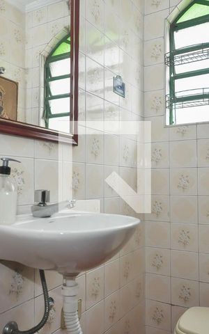 Casa à venda com 280m², 6 quartos e 3 vagas Casa à venda com 280m², 6 quartos e 3 vagasLavabo da Casa 1