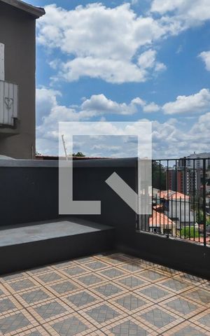 Casa à venda com 280m², 6 quartos e 3 vagas Casa à venda com 280m², 6 quartos e 3 vagasQuintal da Casa 1