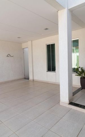 Casa para alugar com 297m², 3 quartos e 4 vagasEntrada