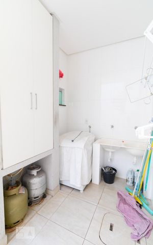 Casa para alugar com 297m², 3 quartos e 4 vagasÁrea de serviço
