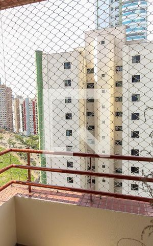 Apartamento à venda com 114m², 3 quartos e 2 vagas Apartamento à venda com 114m², 3 quartos e 2 vagasVaranda Quarto 3