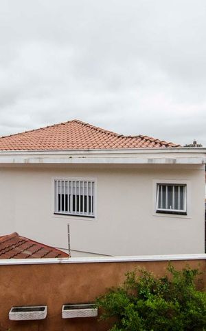 Casa à venda com 200m², 3 quartos e 2 vagasVista Suíte