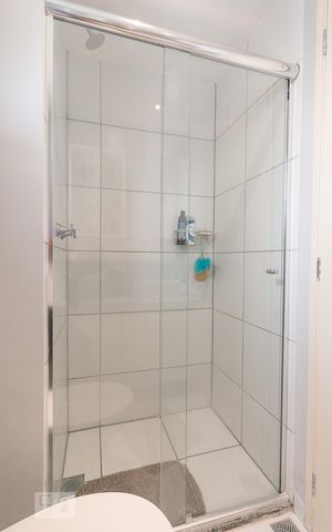 Apartamento à venda com 89m², 2 quartos e 2 vagasBanheiro da suíte 