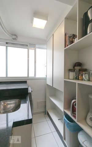 Apartamento à venda com 89m², 2 quartos e 2 vagasÁrea de serviço 