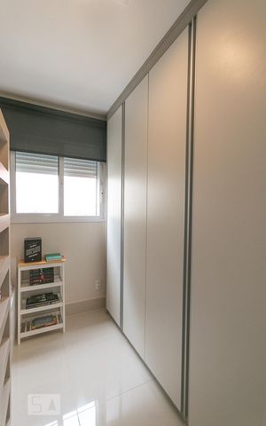 Apartamento à venda com 89m², 2 quartos e 2 vagasQuarto 