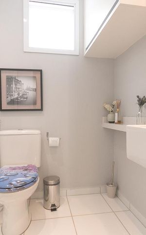 Apartamento à venda com 89m², 2 quartos e 2 vagasBanheiro 