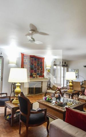 Casa à venda com 400m², 3 quartos e 4 vagasSala Principal 