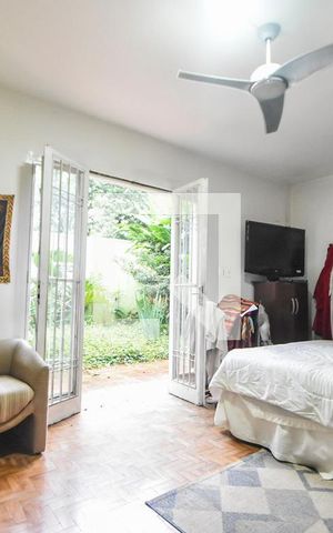 Casa à venda com 400m², 3 quartos e 4 vagasSuíte 01