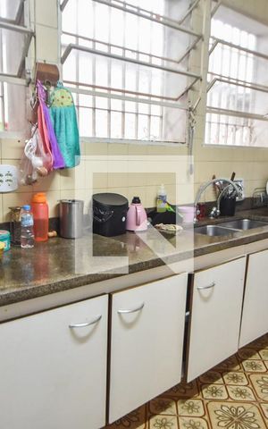 Casa à venda com 400m², 3 quartos e 4 vagasCozinha 
