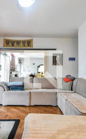 Casa à venda com 400m², 3 quartos e 4 vagasSala de Tv