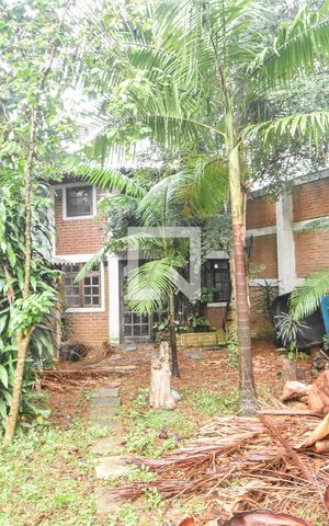 Casa à venda com 400m², 3 quartos e 4 vagasÁrea Verde 