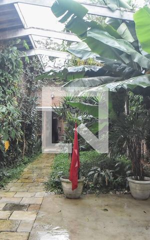 Casa à venda com 400m², 3 quartos e 4 vagasGaragem 