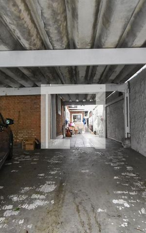 Casa à venda com 400m², 3 quartos e 4 vagasGaragem 