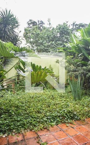 Casa à venda com 400m², 3 quartos e 4 vagasVaranda Suíte 01