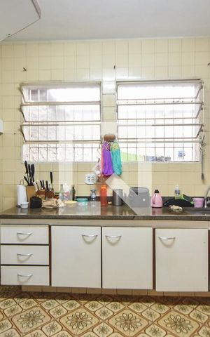 Casa à venda com 400m², 3 quartos e 4 vagasCozinha 